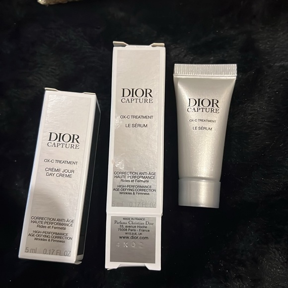 Dior Gold Women's Cosmetic Bag - Picture 6 of 7